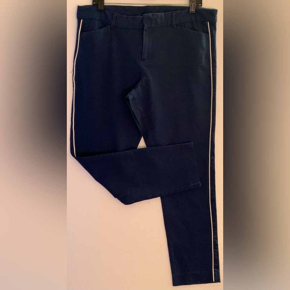In great condition | Metaphor | Size : 12